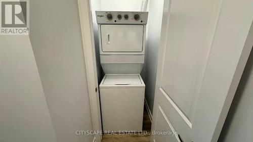 117 - 470 Dundas Street E, Hamilton (Waterdown), ON - Indoor Photo Showing Laundry Room