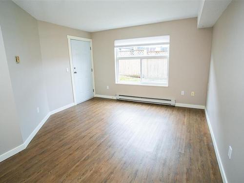 102-3215 Cowichan Lake Rd, Duncan, BC - Indoor Photo Showing Other Room