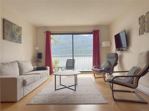 206-791 Marine Dr, Port Alice, BC - Indoor Photo Showing Living Room