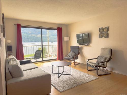 206-791 Marine Dr, Port Alice, BC - Indoor Photo Showing Living Room