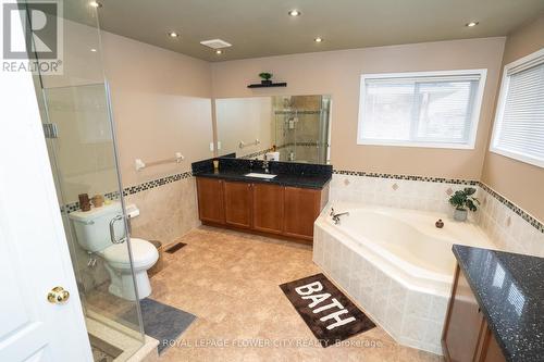 26 Ranchero Drive, Brampton (Fletcher'S Meadow), ON - Indoor Photo Showing Bathroom