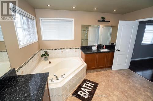 26 Ranchero Drive, Brampton (Fletcher'S Meadow), ON - Indoor Photo Showing Bathroom