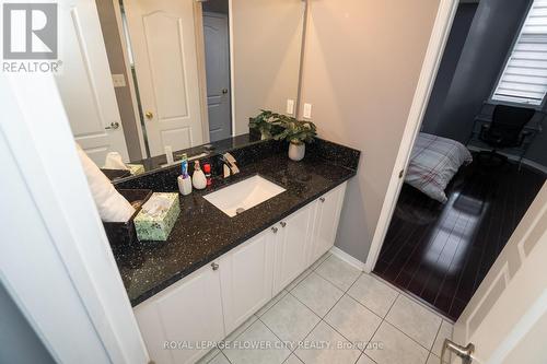 26 Ranchero Drive, Brampton (Fletcher'S Meadow), ON - Indoor Photo Showing Bathroom