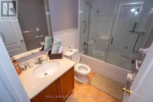 26 Ranchero Drive, Brampton (Fletcher'S Meadow), ON - Indoor Photo Showing Bathroom