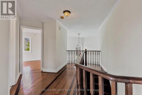 119 Watkins Glen Crescent, Aurora, ON - Indoor Photo Showing Other Room