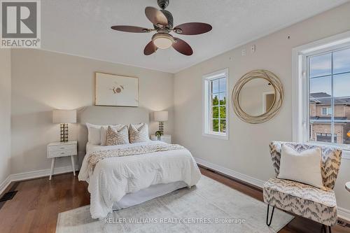 119 Watkins Glen Crescent, Aurora, ON - Indoor Photo Showing Bedroom