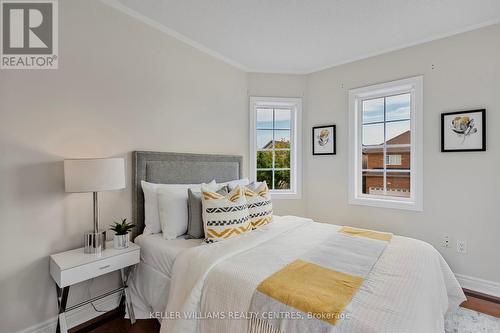 119 Watkins Glen Crescent, Aurora, ON - Indoor Photo Showing Bedroom