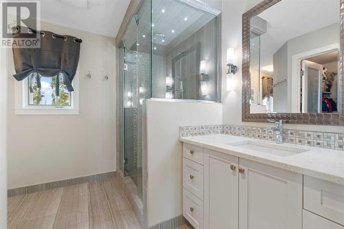 104 Christie Knoll Heights Sw, Calgary, AB - Indoor Photo Showing Bathroom