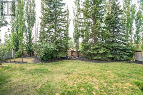 104 Christie Knoll Heights Sw, Calgary, AB - Outdoor With Backyard