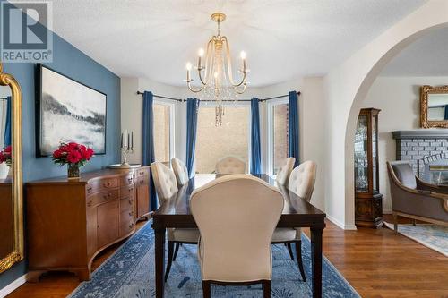 104 Christie Knoll Heights Sw, Calgary, AB - Indoor Photo Showing Dining Room