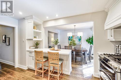 4274 Gayling Gardens, Mississauga (Erin Mills), ON - Indoor Photo Showing Kitchen With Upgraded Kitchen