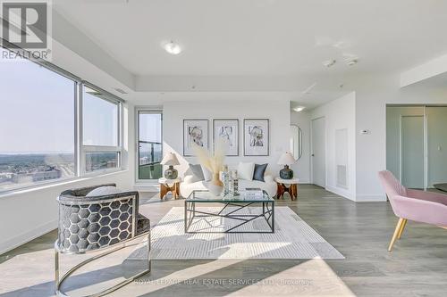 2209 - 297 Oak Walk Drive, Oakville (Uptown Core), ON - Indoor Photo Showing Living Room