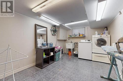 2 Bywood Drive, Toronto (Princess-Rosethorn), ON - Indoor Photo Showing Laundry Room