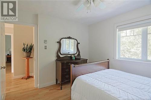 181 Woodlawn Lane, New Maryland, NB - Indoor Photo Showing Bedroom