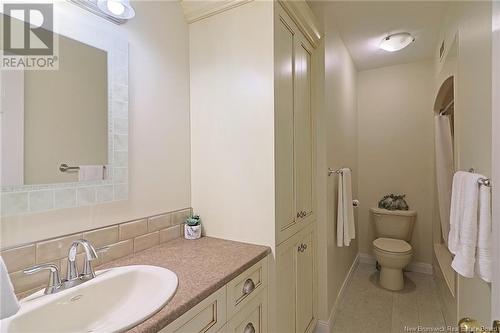 181 Woodlawn Lane, New Maryland, NB - Indoor Photo Showing Bathroom