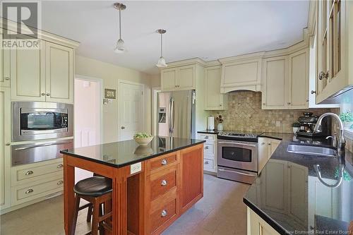 181 Woodlawn Lane, New Maryland, NB - Indoor Photo Showing Kitchen With Double Sink