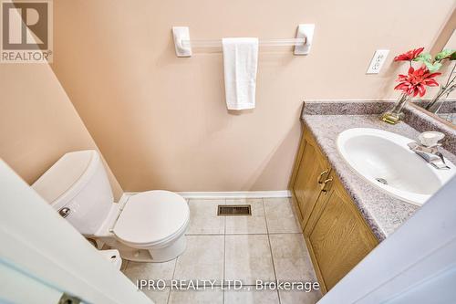 57 Seaside Circle, Brampton (Sandringham-Wellington), ON - Indoor Photo Showing Bathroom