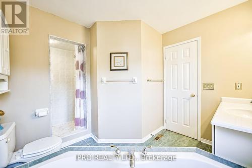 57 Seaside Circle, Brampton (Sandringham-Wellington), ON - Indoor Photo Showing Bathroom