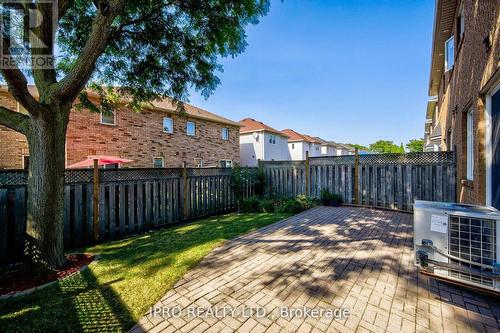 57 Seaside Circle, Brampton (Sandringham-Wellington), ON - Outdoor