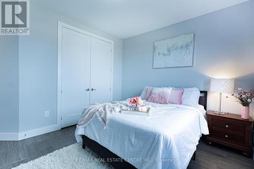 1337 Medway Park Drive, London, ON - Indoor Photo Showing Bedroom