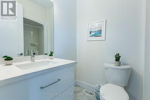 1337 Medway Park Drive, London, ON - Indoor Photo Showing Bathroom