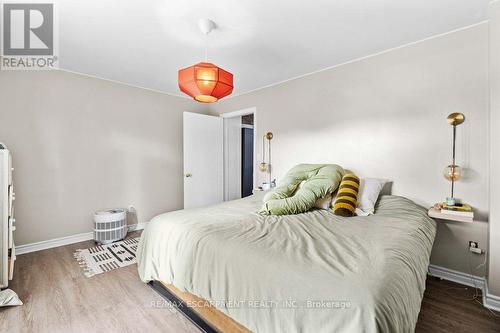 1258 Highway 6 N, Hamilton, ON - Indoor Photo Showing Bedroom