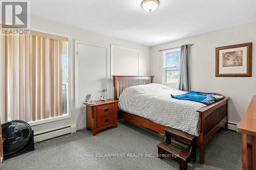 1258 Highway 6 N, Hamilton, ON - Indoor Photo Showing Bedroom