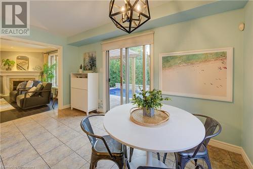 517 Larkspur Lane, Burlington, ON - Indoor Photo Showing Dining Room