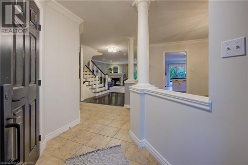 517 Larkspur Lane, Burlington, ON - Indoor Photo Showing Other Room