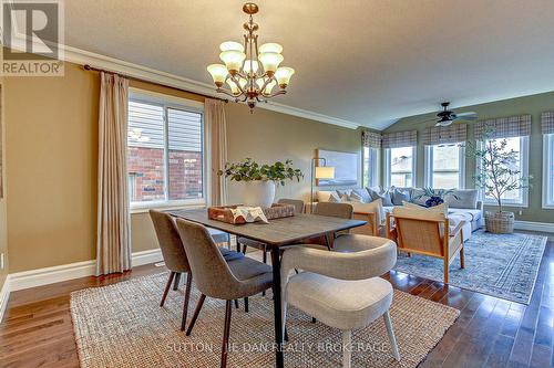 406 Skyline Avenue, London, ON - Indoor Photo Showing Dining Room