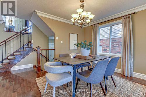 406 Skyline Avenue, London, ON - Indoor Photo Showing Dining Room