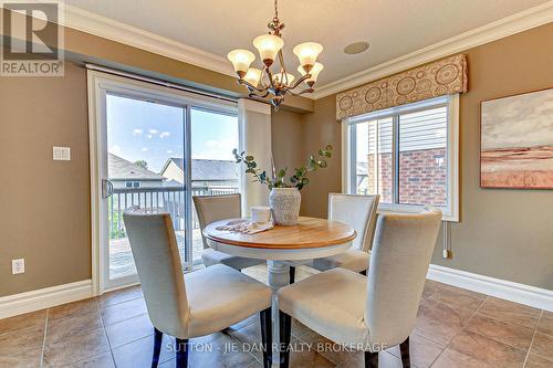 406 Skyline Avenue, London, ON - Indoor Photo Showing Dining Room