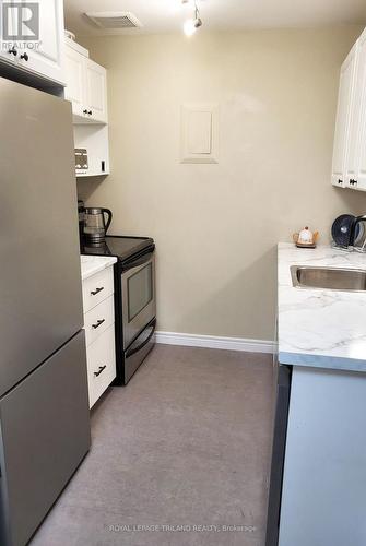 307 - 1104 Jalna Boulevard, London, ON - Indoor Photo Showing Kitchen