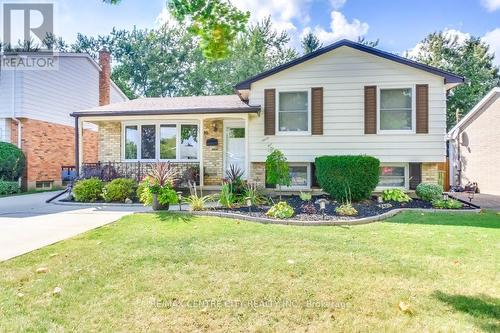 95 Lawrence Avenue, St. Thomas, ON - Outdoor With Facade