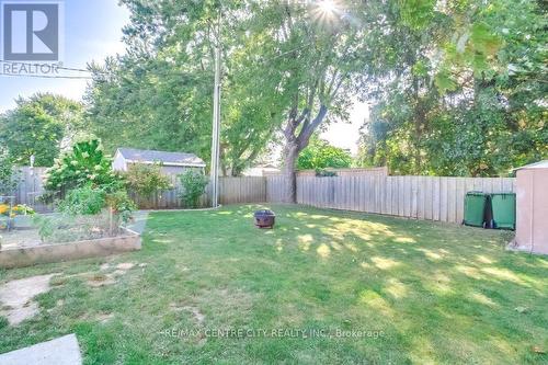 95 Lawrence Avenue, St. Thomas, ON - Outdoor With Backyard