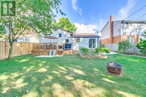 95 Lawrence Avenue, St. Thomas, ON - Outdoor With Backyard