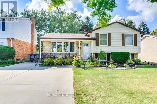 95 Lawrence Avenue, St. Thomas, ON - Outdoor With Facade