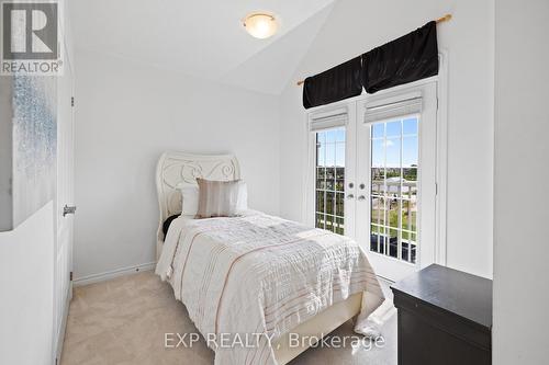 495 Queen Mary Drive, Brampton (Northwest Brampton), ON - Indoor Photo Showing Bedroom