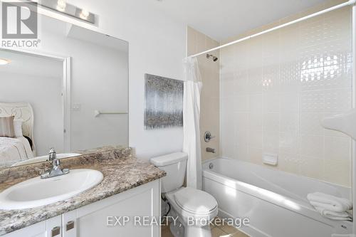 495 Queen Mary Drive, Brampton, ON - Indoor Photo Showing Bathroom