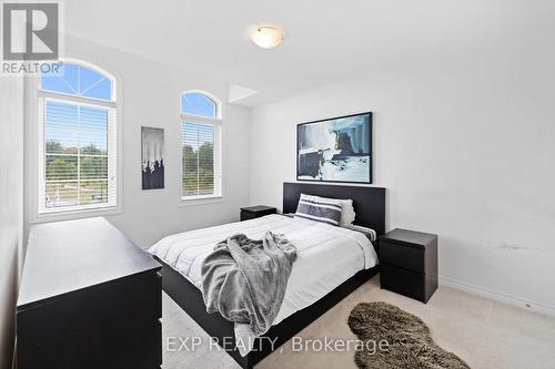 495 Queen Mary Drive, Brampton (Northwest Brampton), ON - Indoor Photo Showing Bedroom