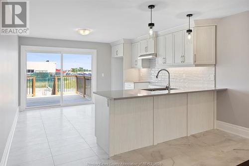 101 Peters Street, Essex, ON - Indoor Photo Showing Kitchen