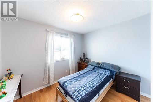 327 Airth Boulevard, Renfrew, ON - Indoor Photo Showing Bedroom