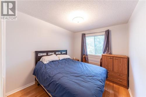 327 Airth Boulevard, Renfrew, ON - Indoor Photo Showing Bedroom