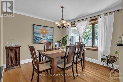 2055 Thorne Avenue, Ottawa, ON - Indoor Photo Showing Dining Room