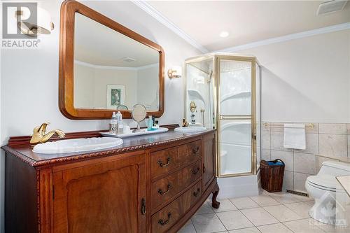 Level 3 - Primary 5pce Ensuite - 47 Robinson Avenue, Ottawa, ON - Indoor Photo Showing Bathroom