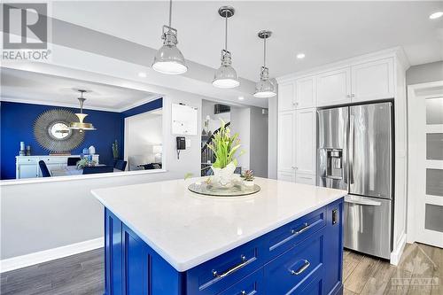 55 Aylen Avenue, Ottawa, ON - Indoor Photo Showing Kitchen With Upgraded Kitchen