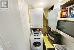 Laundry and cupboard space. Microwave negotiable - 