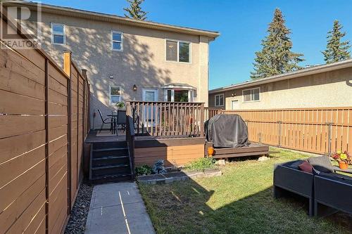 Lovely outdoor space - 2417 53 Avenue Sw, Calgary, AB - Outdoor With Deck Patio Veranda With Exterior