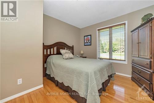 1960 Horizon Drive, Ottawa, ON - Indoor Photo Showing Bedroom