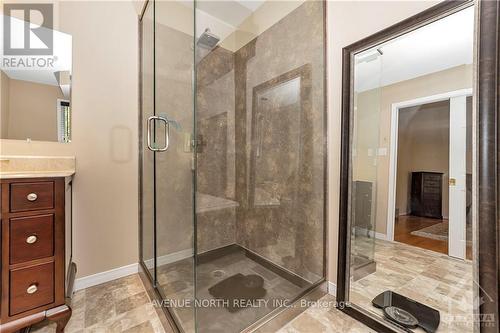 1960 Horizon Drive, Ottawa, ON - Indoor Photo Showing Bathroom